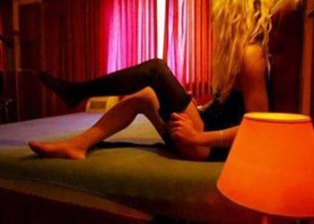 Οι ιερόδουλες αποκαλύπτουν τι συμβαίνει εν μέσω κορονοϊού.