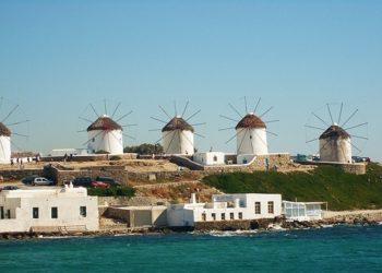 Μύκονος: Διαμαρτυρίες επιχειρηματιών για το ωράριο