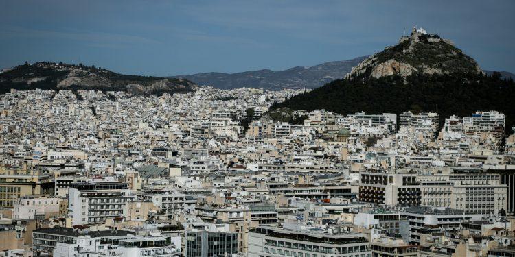 ΕΝΦΙΑ: Παγώνει για το 2021 – Ποιοι δικαιούνται μείωση 50% και ποιοι πλήρη απαλλαγή -Σε έξι δόσεις η καταβολή