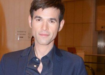 Συνελήφθη ο Μένιος Φουρθιώτης – Στημένη η “επίθεση” έξω από το σπίτι του