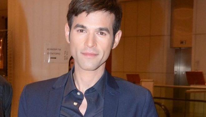 Συνελήφθη ο Μένιος Φουρθιώτης – Στημένη η “επίθεση” έξω από το σπίτι του