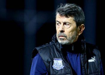 Τρεις τελικοί