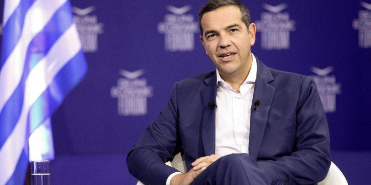 Τσίπρας: Δεν υπάρχει μέλλον για την Ελλάδα με μείωση μισθών