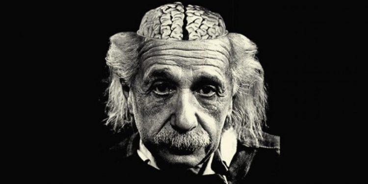 Εκανε λάθος ο Αϊνστάιν; «Χάρτης» της σκοτεινής ύλης στο σύμπαν δείχνει αποκλίσεις από τη θεωρία της σχετικότητας