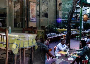 Επιστρέφει η μουσική στην εστίαση – Μία ώρα αργότερα η απαγόρευση κυκλοφορίας