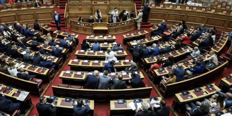 Οι 19+1 αλλαγές που φέρνει το εργασιακό νομοσχέδιο