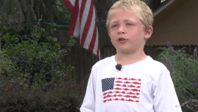 ΗΠΑ: Επτάχρονος κολυμπά μία ώρα για να σώσει τον πατέρα και την αδερφή του