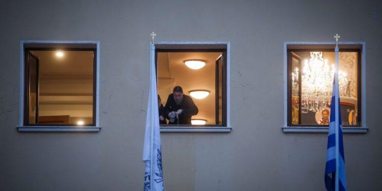 Μονή Πετράκη: Διετάχθη ο εγκλεισμός του ιερέα στο Δρομοκαΐτειο
