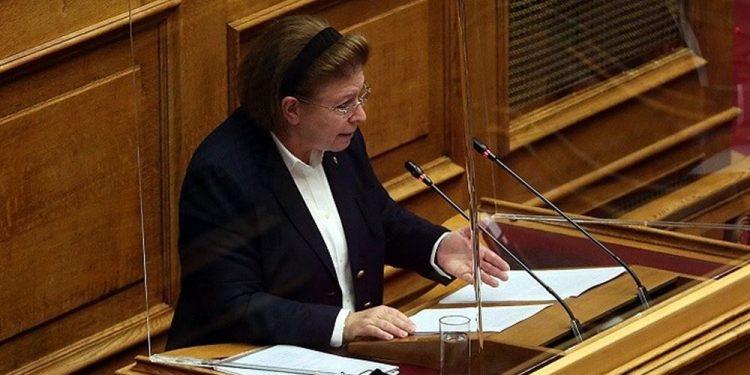 Λ. Μενδώνη: Τεράστια διαφήμιση για την Ελλάδα η επίδειξη του οίκου Dior στα μνημεία μας