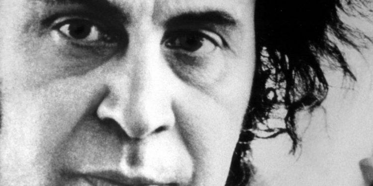 Μεγάλη συναυλία της Λαϊκής Ορχήστρας «Μίκης Θεοδωράκης» στο Βεάκειο Θέατρο