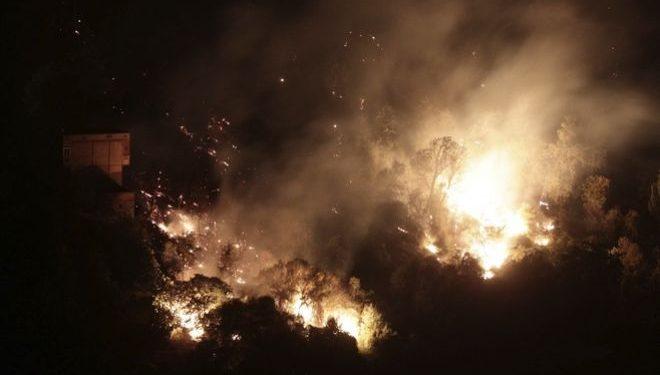 Μαρόκο: Για δεύτερη μέρα μαίνονται οι φωτιές σε δασικές εκτάσεις