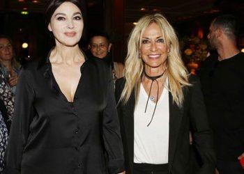 Η Άννα Βίσση ποζάρει στο πλευρό της Monica Bellucci με country look