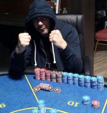 Πολύ καλό παιχνίδι από τον Χρήστο κουκούλα που πήρε προβάδισμα από την αρχή του τουρνουά με μεγάλη διαφορά σε μάρκες από τους υπόλοιπους παίκτες και έγραψε ακόμα μια νίκη