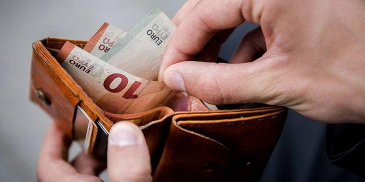 Ερχεται διπλή αύξηση στους μισθούς του ιδιωτικού τομέα
