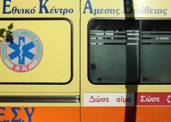 Αθηνών – Κορίνθου: Τροχαίο με δύο νεκρούς – Ήθελε να διασχίσει τον δρόμο πεζός