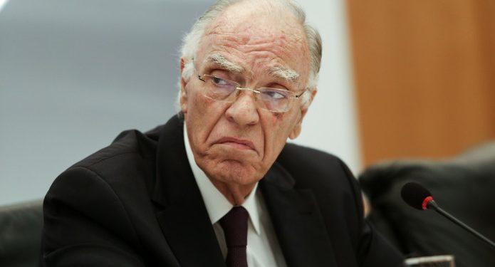 Αποσωληνώθηκε ο Βασίλης Λεβέντης – Κρίσιμα τα επόμενα 24ωρα