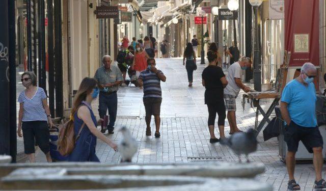 Προς μίνι lockdown και απαγόρευση κυκλοφορίας σε τέσσερις πόλεις της Ελλάδας