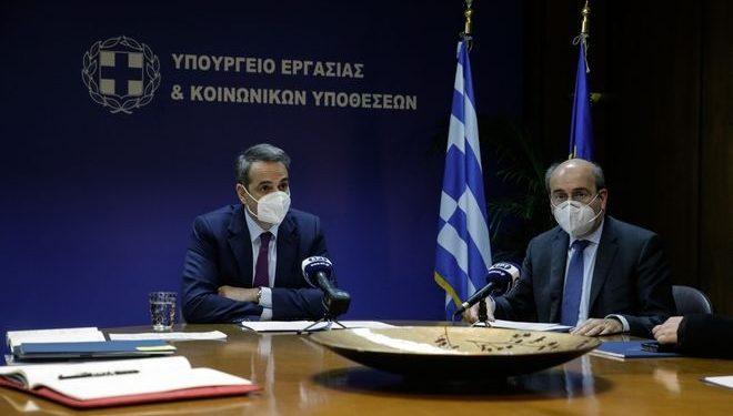 “Πόλεμος” για το efood με πυρά κατά Χατζηδάκη