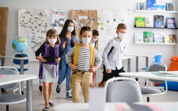 Άνοιγμα σχολείων – Τι ισχύει εάν εντοπιστεί επιβεβαιωμένο κρούσμα