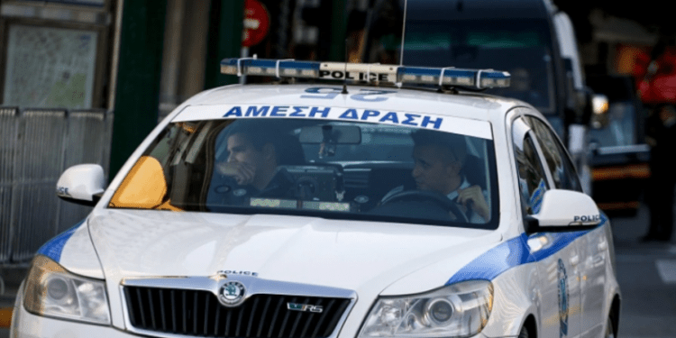 Παιδόφιλος μεσήλικας «άρπαξε» μέρα μεσημέρι μαθητή στη Βουλιαγμένη και άρχισε να τον θωπεύει