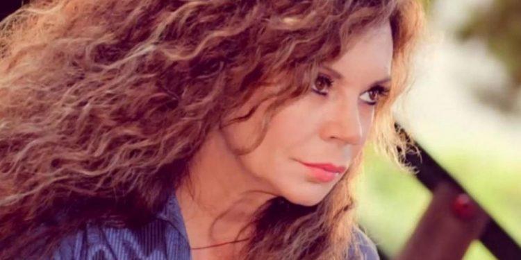 Δύσκολες ώρες για την Ελένη Δήμου – Στο νοσοκομείο ξανά λόγω κοροναϊού