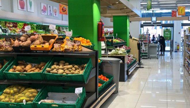 ΕΛΣΤΑΤ: Στο “κόκκινο” οι τιμές σε μεταφορές, καύσιμα και φρέσκα τρόφιμα