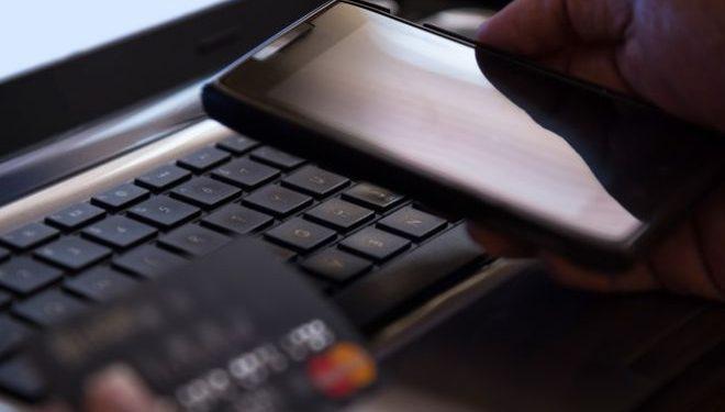 Ένωση Τραπεζών: Νέες μορφές απάτης για τους τραπεζικούς λογαριασμούς