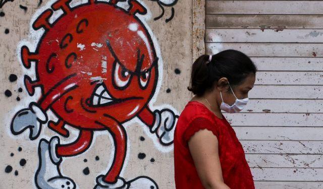 Guardian – Ο κοροναϊός θα πιέζει και τα επόμενα χρόνια τα συστήματα Υγείας – Θα έρθει το τέλος από τη Βρετανία;