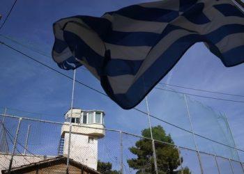 Φυλακές: Προσλαμβάνουν αστυνομικούς για να συλλαμβάνουν αλλά κανέναν για να φυλάει τους συλληφθέντες