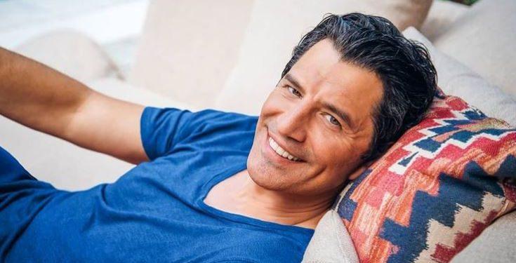 Σάκης Ρουβάς – Καλλονή σύντροφος γνωστού επιχειρηματία στο νέο βίντεο κλιπ του