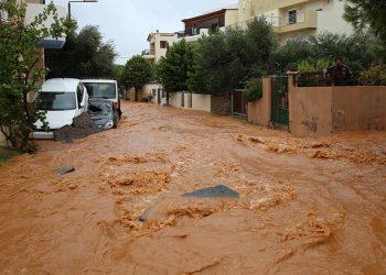 Υποχρεωτική ασφάλιση για πυρκαγιές, πλημμύρες – Τι προβλέπει ο νέος νόμος