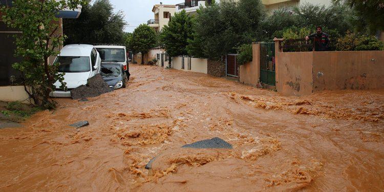 Υποχρεωτική ασφάλιση για πυρκαγιές, πλημμύρες – Τι προβλέπει ο νέος νόμος