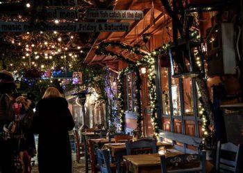 Μέτρα στήριξης εργαζομένων και επιχειρήσεων: Εντός της ημέρας οι ανακοινώσεις.