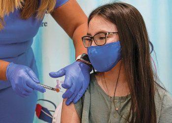 Το 76% των πολιτών θεωρεί τα εμβόλια κατά του ιού ασφαλή.