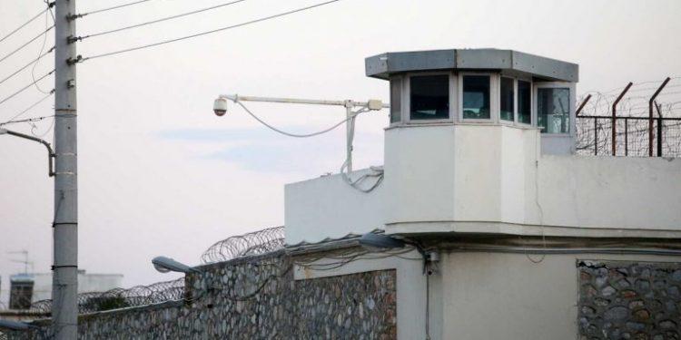 Φυλακές Κορυδαλλού – Ειδικοί σκύλοι αποκάλυψαν μισό κιλό ναρκωτικά.