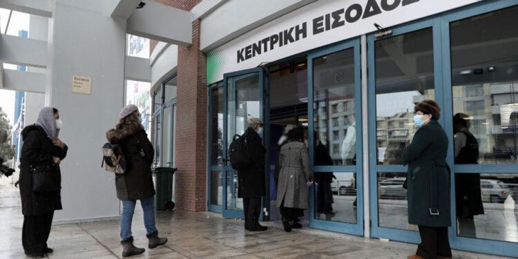 Κορωνοϊός: Εκπνέει η διορία επιβολής προστίμου στους ανεμβολίαστους.