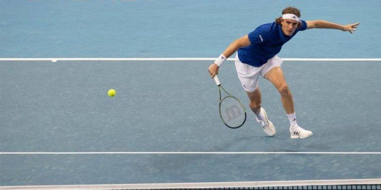 ATP Cup: Έδωσε μάχη, αλλά έδειξε ανέτοιμος ο Στέφανος Τσιτσιπάς – Αποκλεισμός για την Ελλάδα.