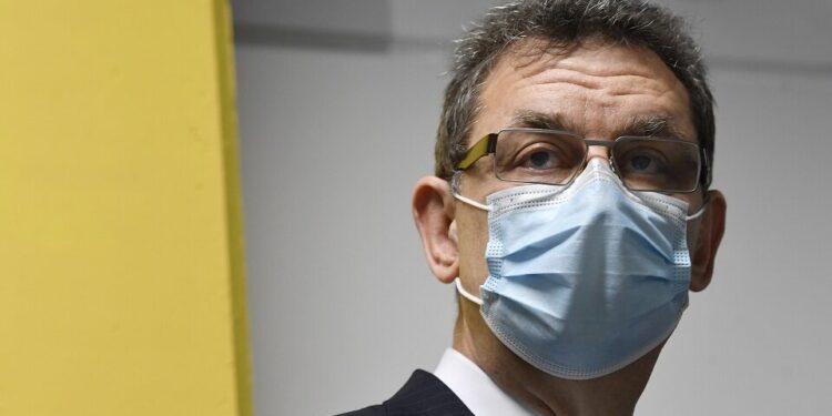 Αλ. Μπουρλά: Επιστροφή στην κανονική ζωή ως την άνοιξη.