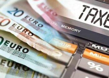 Εφορία: Με απλήρωτες τις υποχρεώσεις έρχεται ο νέος ΕΝΦΙΑ και o φόρος εισοδήματος.