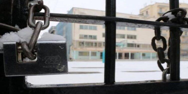 Αναλυτικός Οδηγός:Πώς θα λειτουργήσουν Πέμπτη και Παρασκευή σχολεία, καταστήματα, δικαστήρια.