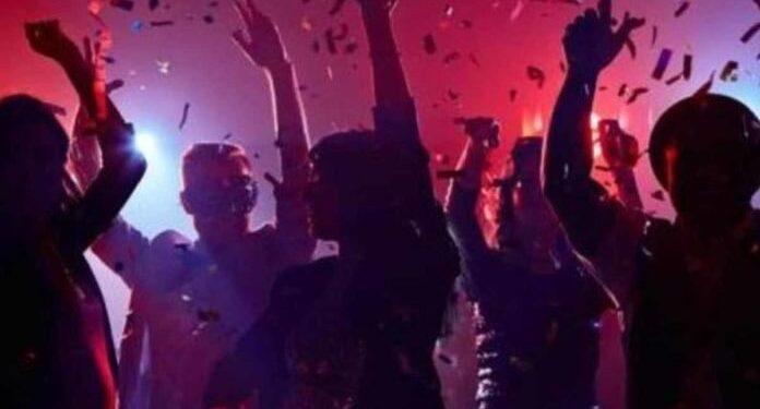 Θεσσαλονίκη – Αποκαλύψεις για prive πάρτι σε σπίτι, γραφεία και ξενοδοχεία.