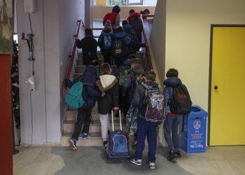 Self test στα σχολεία: Πάνω από 25.000 θετικά τεστ – Επιπλέον 9.688 σήμερα.