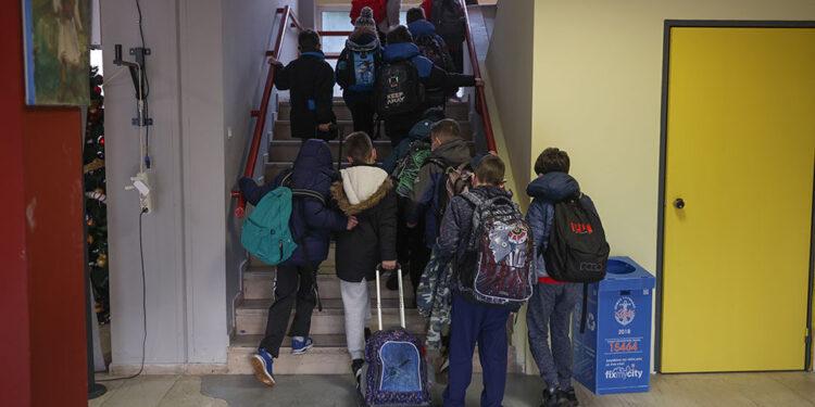 Self test στα σχολεία: Πάνω από 25.000 θετικά τεστ – Επιπλέον 9.688 σήμερα.