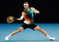 Australian Open: Αποκλείστηκε ο Τσιτσιπάς – Έχασε από τον Μεντβέντεφ με 3-1 σετ.