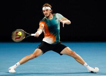 Australian Open: Αποκλείστηκε ο Τσιτσιπάς – Έχασε από τον Μεντβέντεφ με 3-1 σετ.