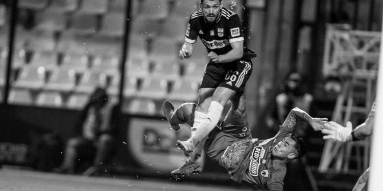 “Χτύπησε” στο τέλος! Μεγάλη νίκη Άρη επί της ΑΕΚ με γκολ στις καθυστερήσεις.