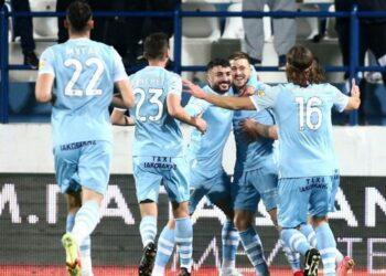 SUPER LEAGUE 1 Επιβλητικός στο ντέρμπι παραμονής ο Ιωνικός, διέλυσε με τεσσάρα τον Απόλλωνα.