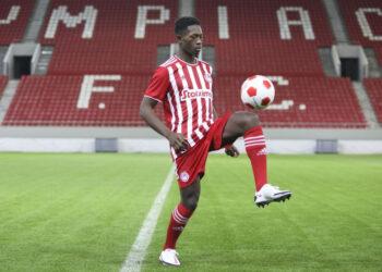 Photostory: Στα ερυθρόλευκα οι Κεϊτά και Νταμπό.