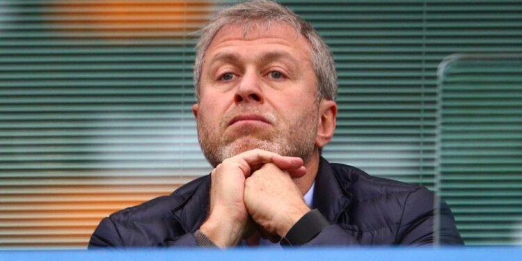 Αμπράμοβιτς: Ταξίδεψε στη Λευκορωσία για να βοηθήσει στις συνομιλίες Ρωσίας και Ουκρανίας.