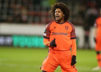 ΠΑΟΚ Από τον ΠΑΟΚ έλειψε ο Κούρτιτς, την “έχει” τη Μίντιλαντ στην Τούμπα.